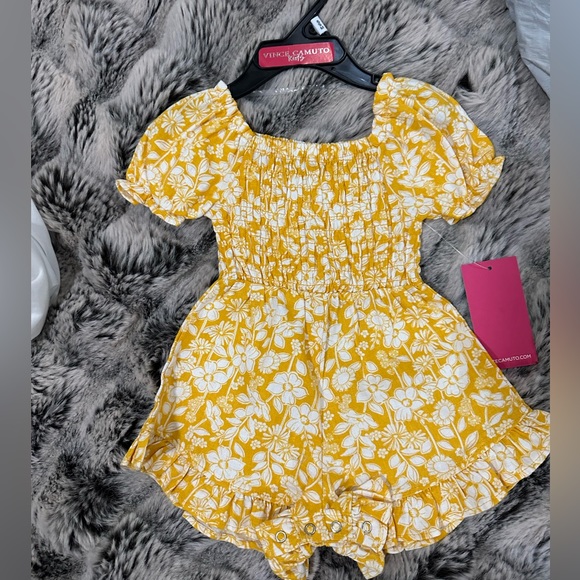 Vince Camuto baby romper 6-9months new - Picture 1 of 3